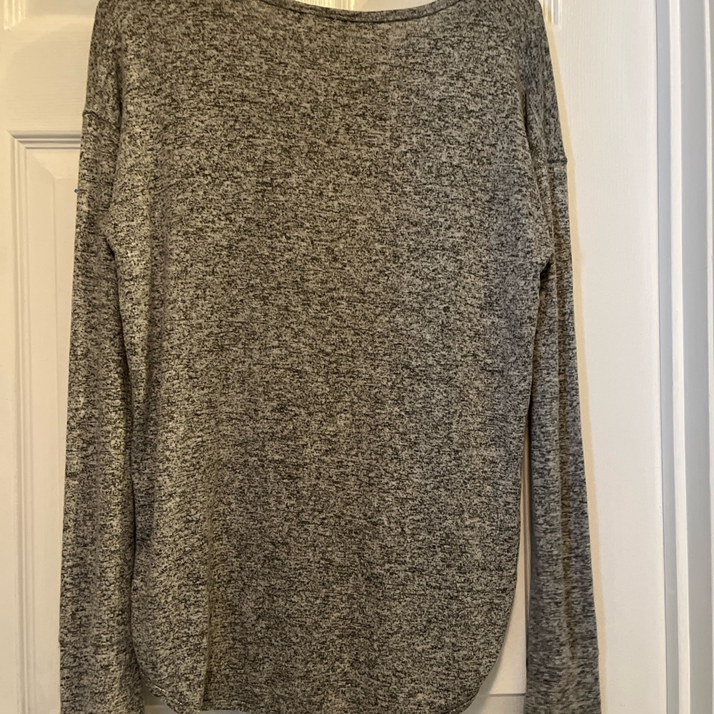 Athleta Luxe Pose Lightweight Top Heathered Gray size M - Picture 5 of 5